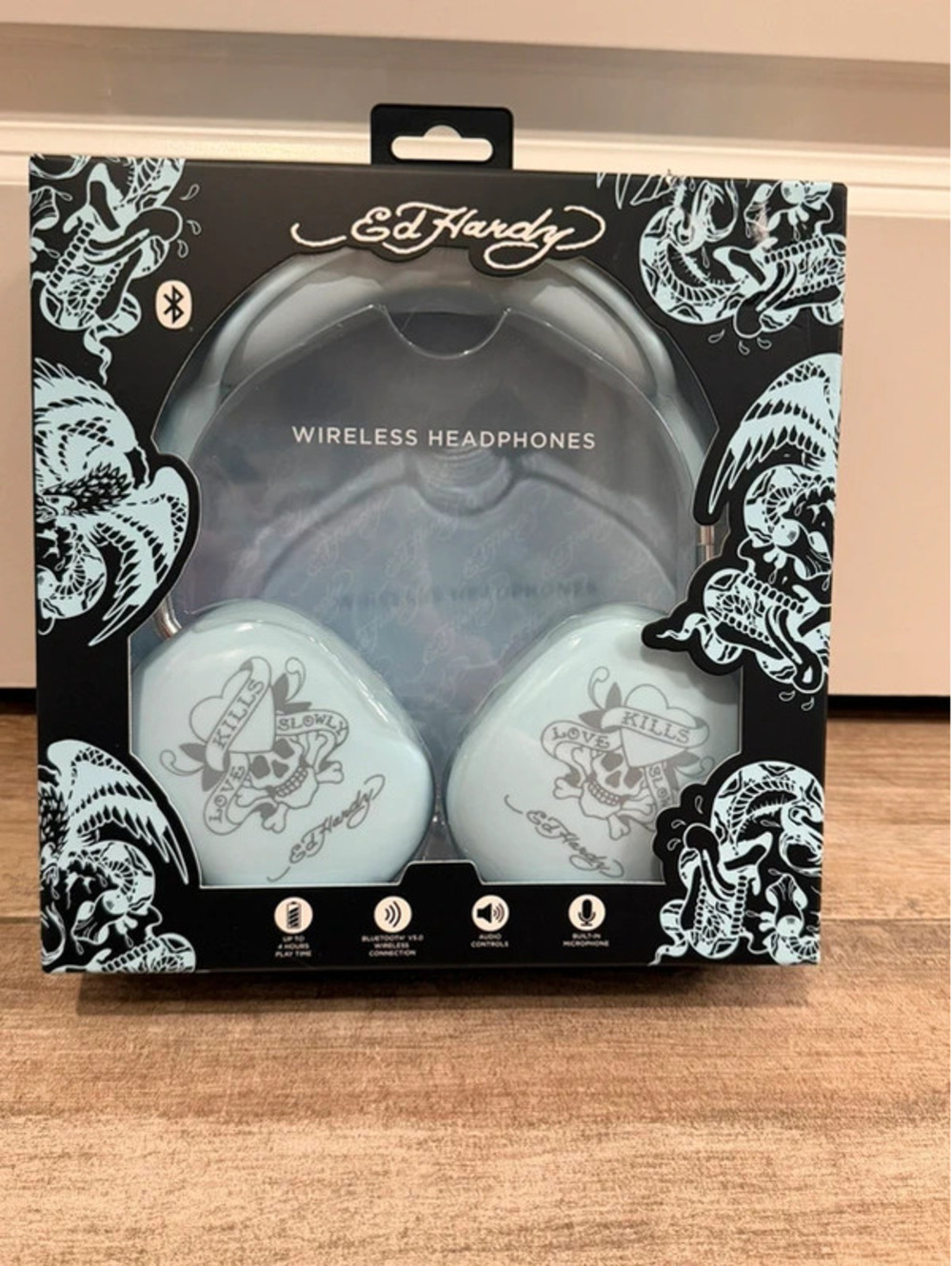 NIB Ed Hardy Wireless Headphones – Y2K Blue Love Kills Slowly